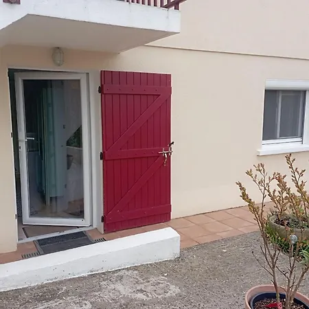 F1 Independant Rez De Jardin Proche De Vichy Petits Dej Compris Séjour chez l'habitant Bellerive-sur-Allier